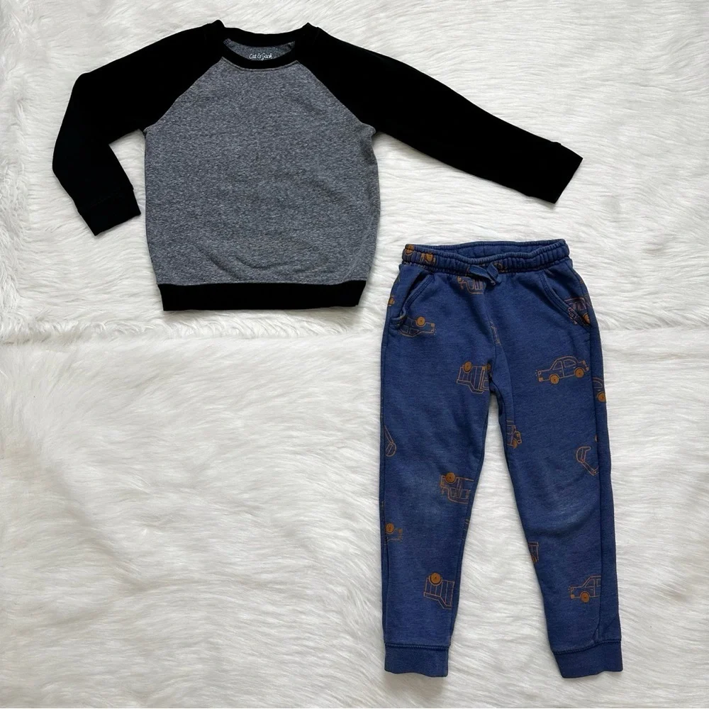 Boys Toddler Size 5T Fall/Winter Clothes LOT